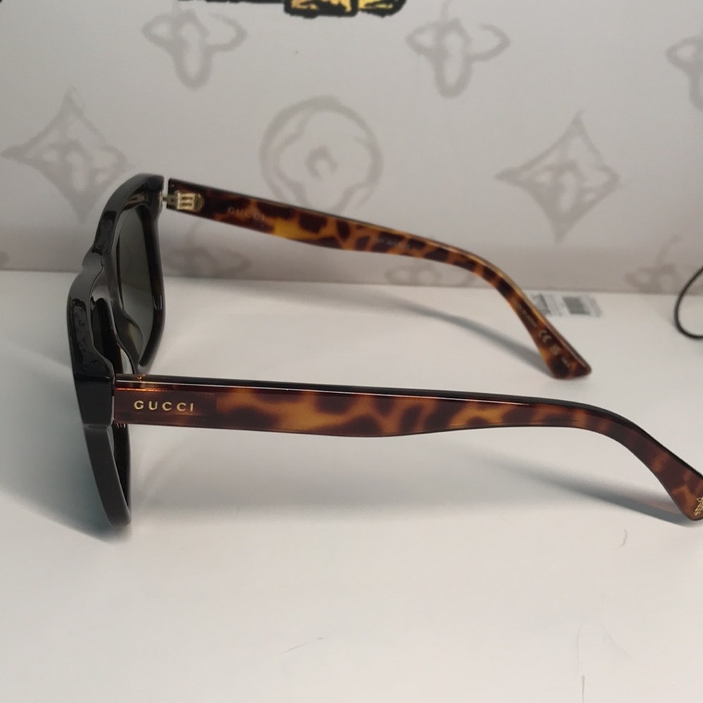 Gucci Tortoise Shell Sunglasses with Green Lenses GG0158SN 002 - Picture 3 of 14